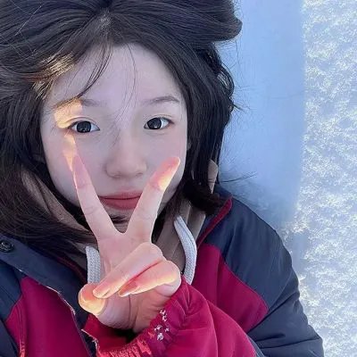 蜡笔小新:谜团!花之天下春日部学院